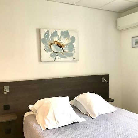 Hotel Restaurant Les Chasseurs Marine de Pietracorbara Екстериор снимка