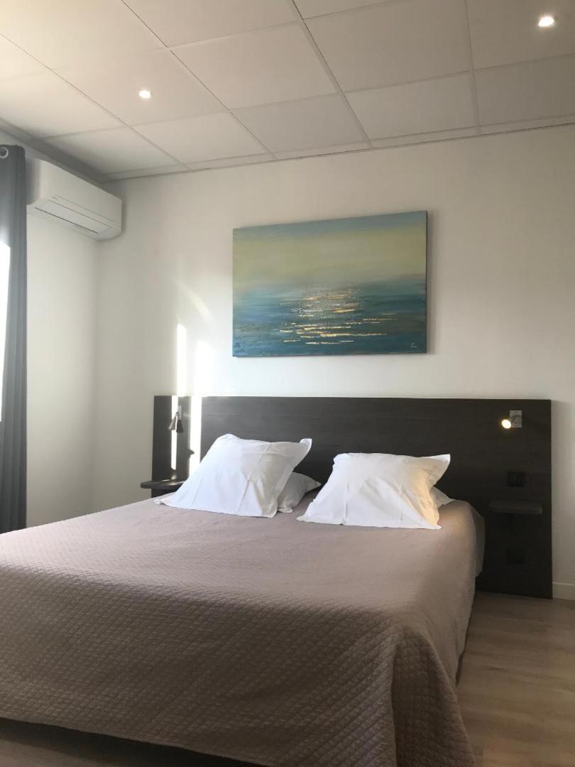 Hotel Restaurant Les Chasseurs Marine de Pietracorbara Екстериор снимка